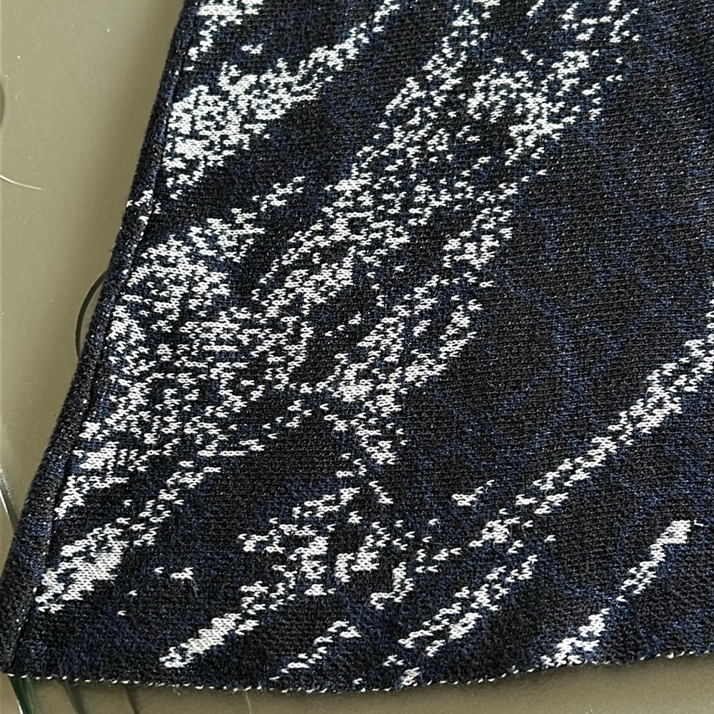 BCBGMAXAZRIA Karlie Black Jacquard A-Line Skater Skirt Women’s Small NWOT - Picture 11 of 16